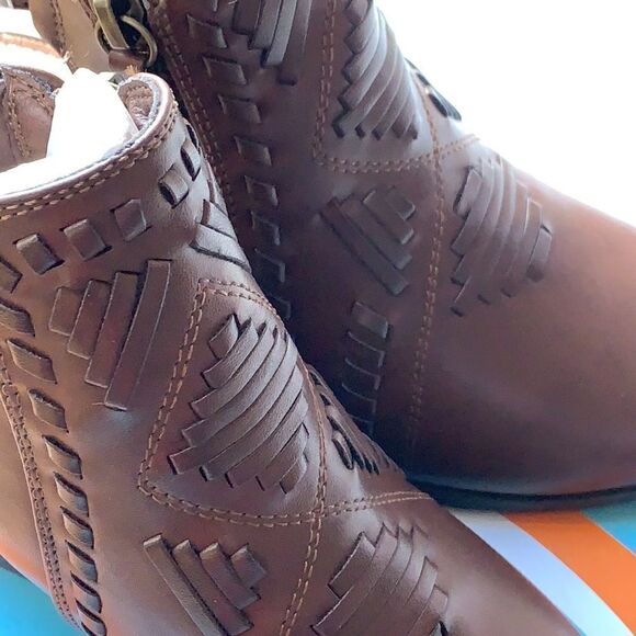 Bare traps Ivalyn BLOCK HEEL booties - Picture 3 of 6